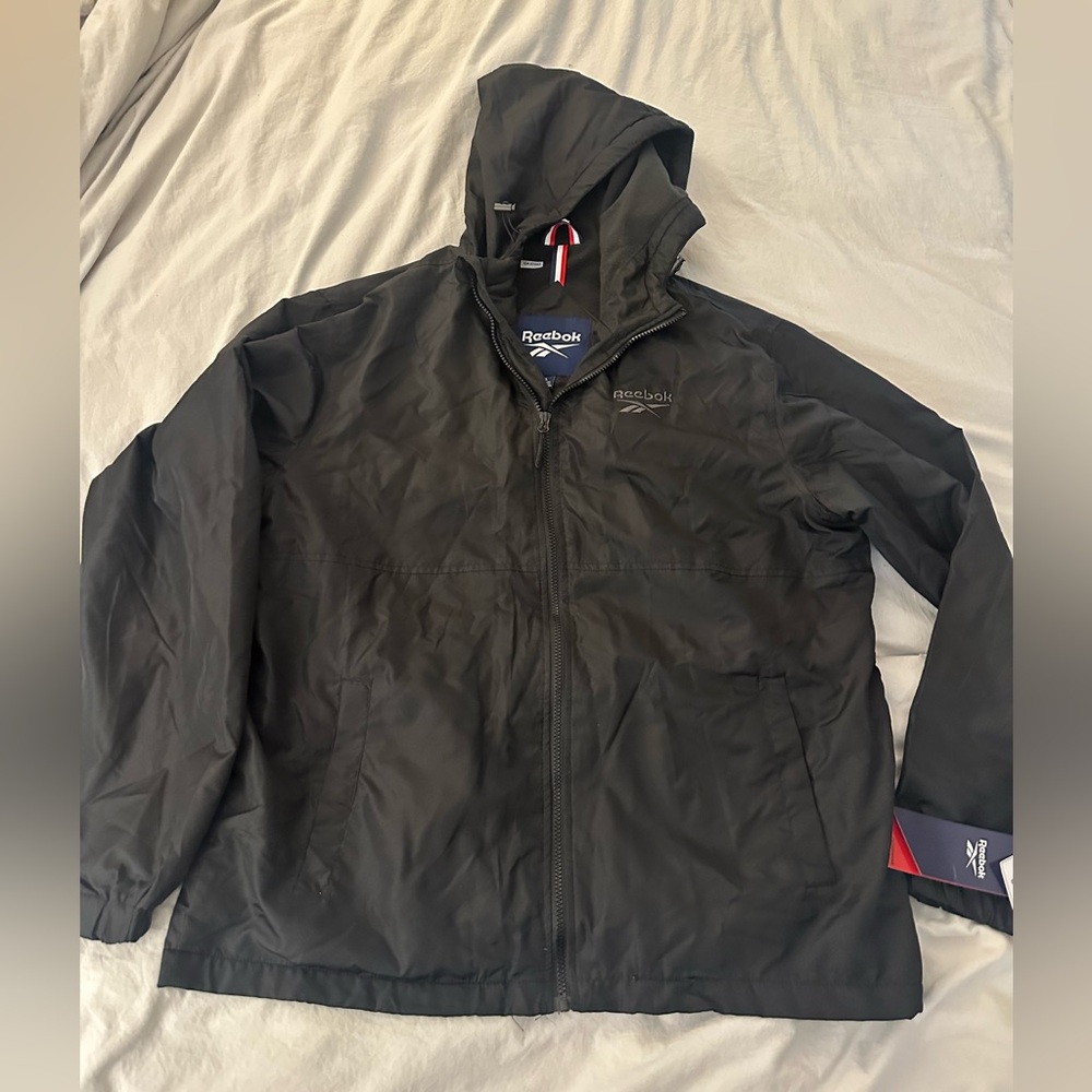 BNWT men’s XL black Reebok light jacket